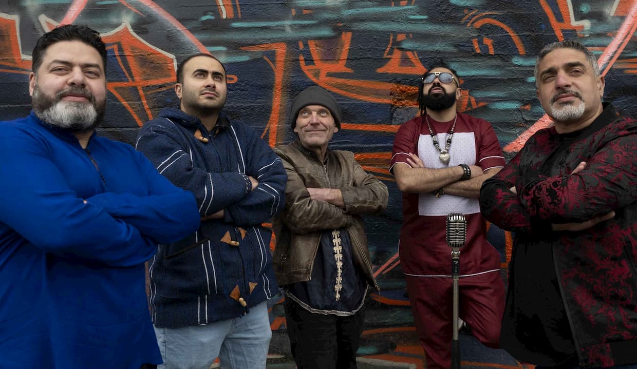 Street Sounds : The Grey Stars