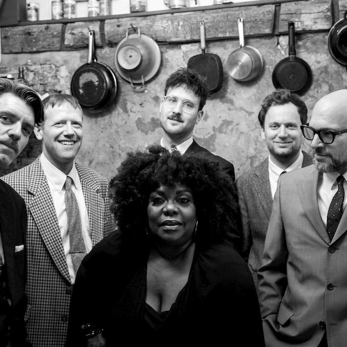 Michelle David & The True Tones