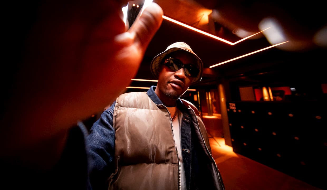 Regardez la Locker Room Session avec Gotti Maras