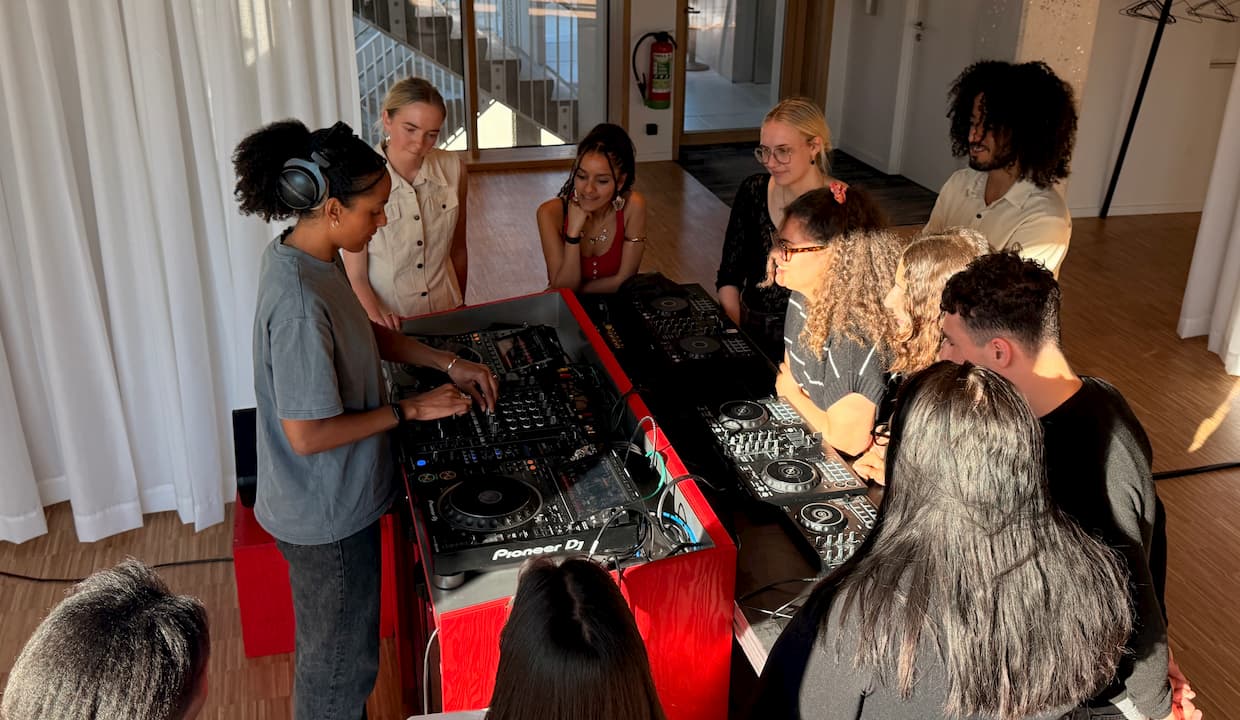 Nightlab w/BLCK Mamba DJ workshop: intermediate