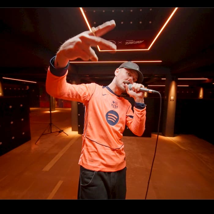 Watch the Locker Room Session with Peet
